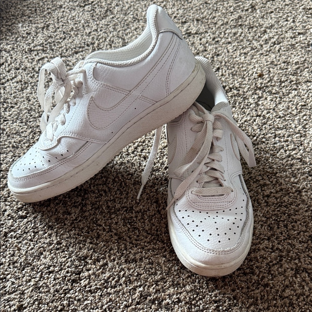 Nike Court Vision Low Sneakers